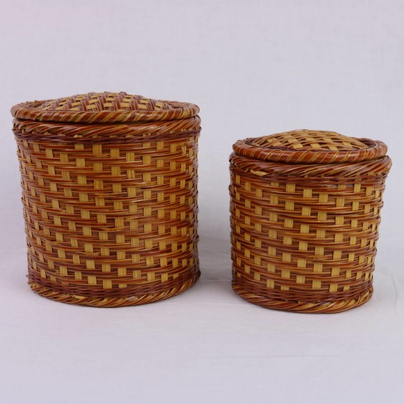 Lillian Vernon Other - Vintage Lillian Vernon of 2 Woven Wicker Rattan Nesting Baskets with Lids